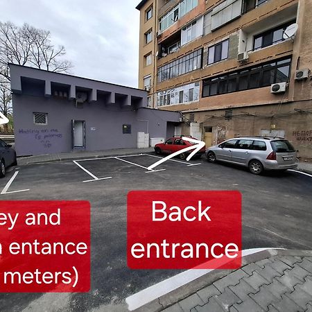 3 Rooms Apartment, Top Center, 1St Floor, Aubg, Free Parking, Pc I5 Ssd, 3 Led Tvs 200 Channels, Wifi, Terrace, Easy-Late Check-In, Stay Before Greece Blagoevgrad Exteriör bild