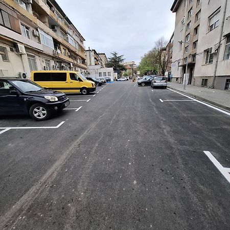3 Rooms Apartment, Top Center, 1St Floor, Aubg, Free Parking, Pc I5 Ssd, 3 Led Tvs 200 Channels, Wifi, Terrace, Easy-Late Check-In, Stay Before Greece Blagoevgrad Exteriör bild