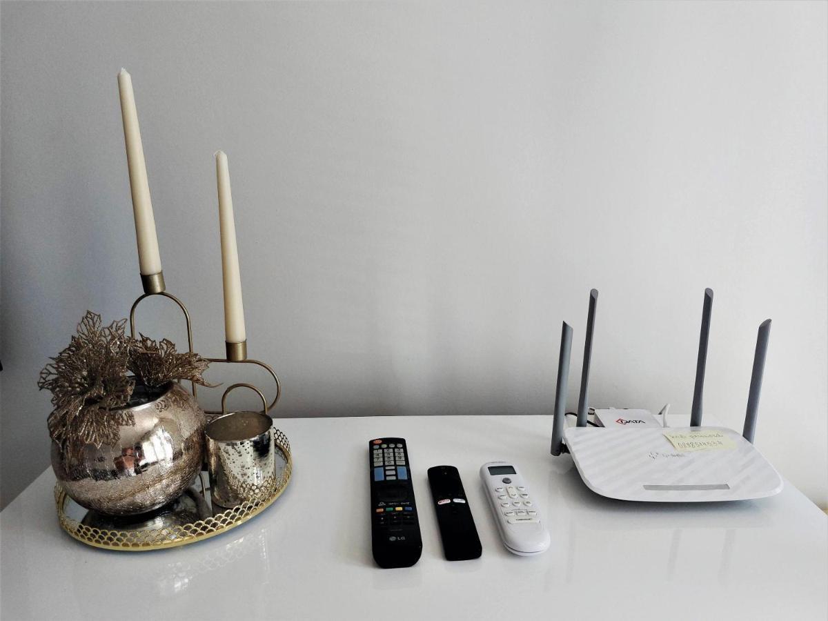 3 Rooms Apartment, Top Center, 1St Floor, Aubg, Free Parking, Pc I5 Ssd, 3 Led Tvs 200 Channels, Wifi, Terrace, Easy-Late Check-In, Stay Before Greece Blagoevgrad Exteriör bild