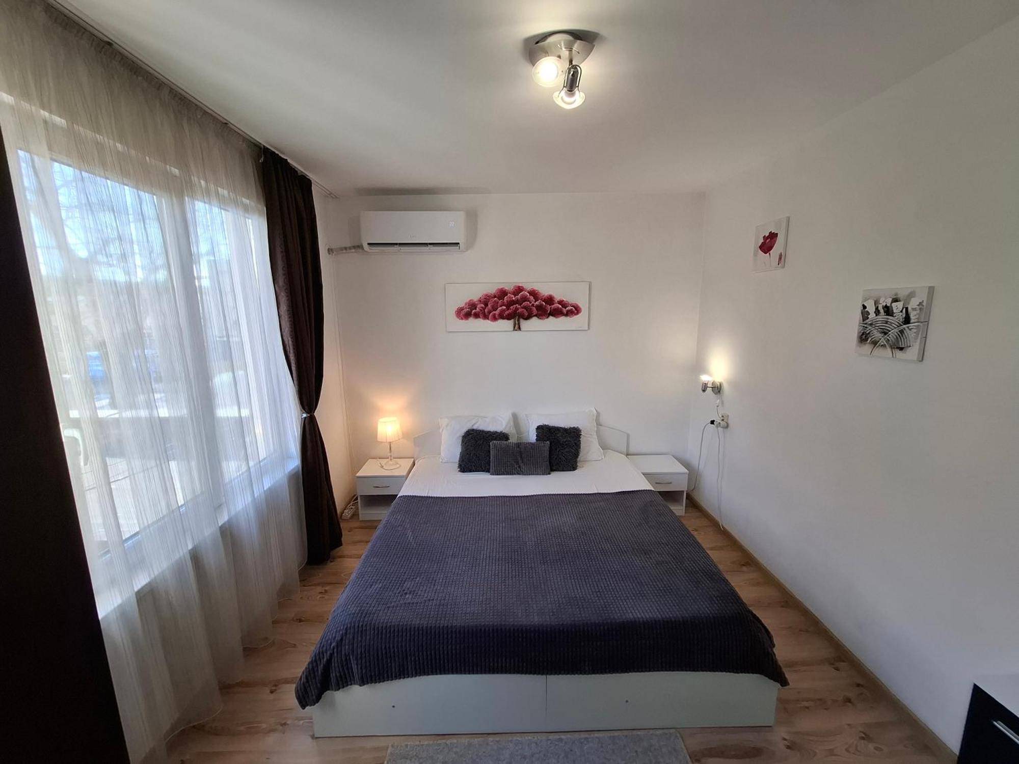 3 Rooms Apartment, Top Center, 1St Floor, Aubg, Free Parking, Pc I5 Ssd, 3 Led Tvs 200 Channels, Wifi, Terrace, Easy-Late Check-In, Stay Before Greece Blagoevgrad Exteriör bild